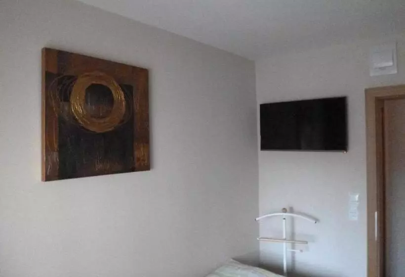 ペンション Pikolo   Izby Na Prenájom