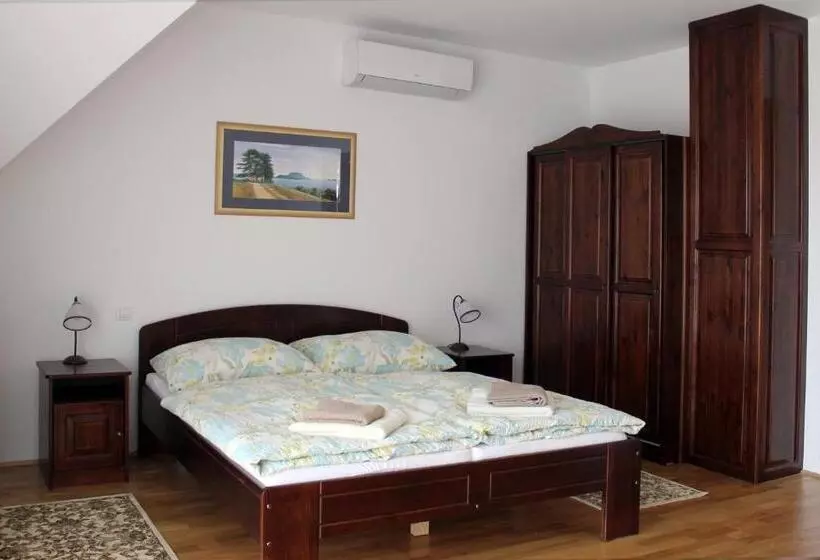 ペンション Villa Gracia