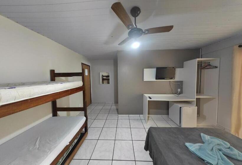 פנסיון Pousada Laguna Beach Club