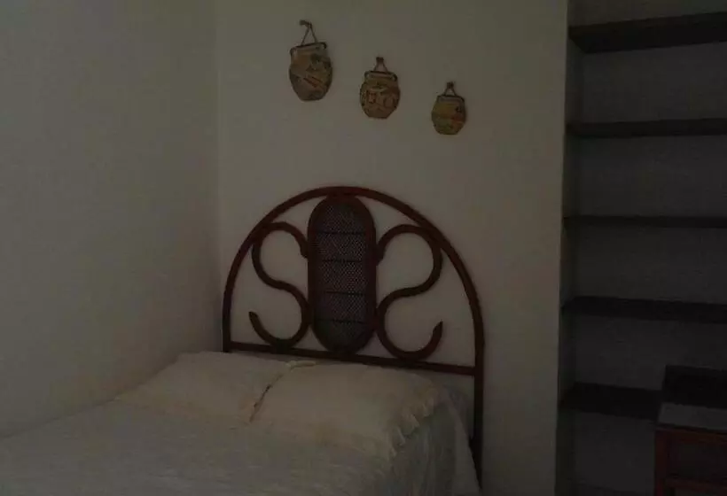 ペンション Villa Cupatitzio