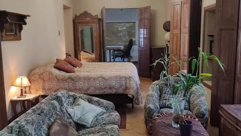 پانسیون Casa Ramirez   Guest House En El Segundo Piso