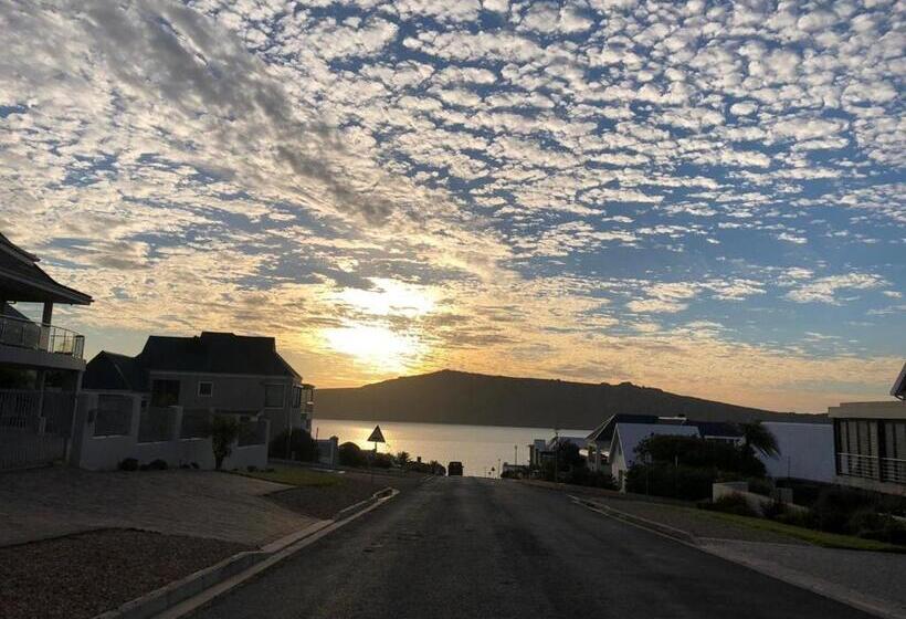 פנסיון Glenfinnan Guest House