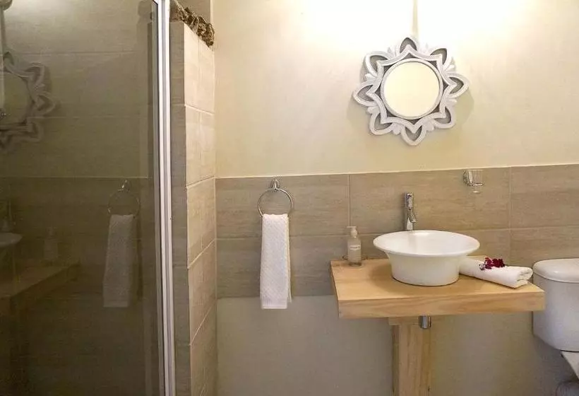 Pension Centurion Guest House And Lodge