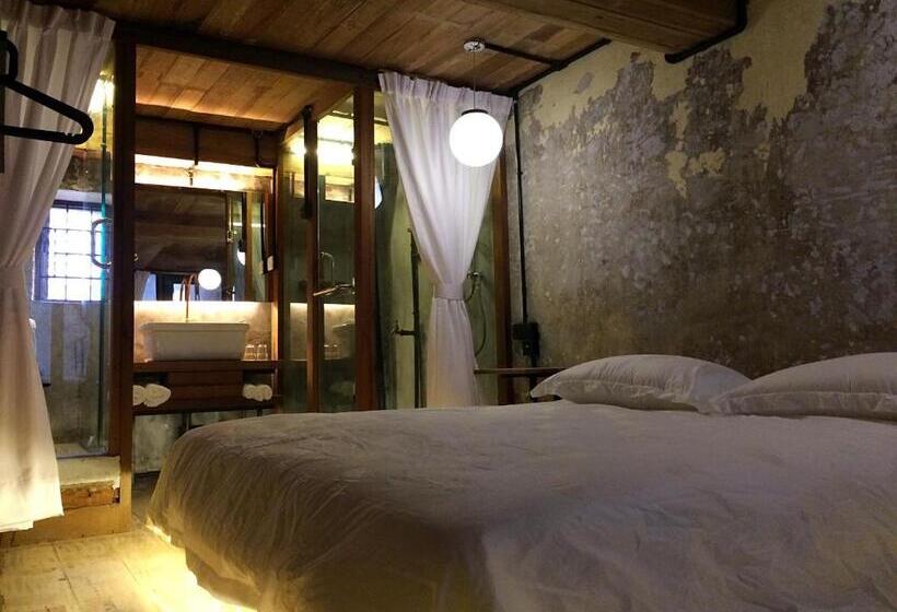 Pensão Rimba Hang Kasturi Villa