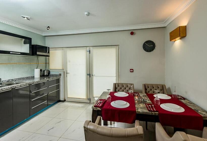 Red Mango Hotel And Apartments