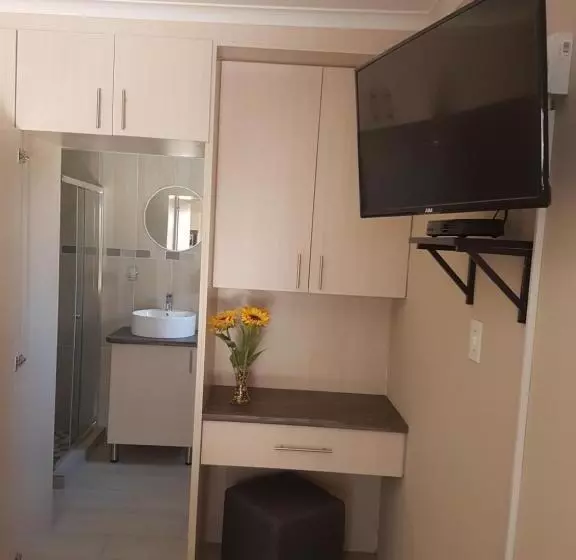 Majatalo Lightstone Guesthouse