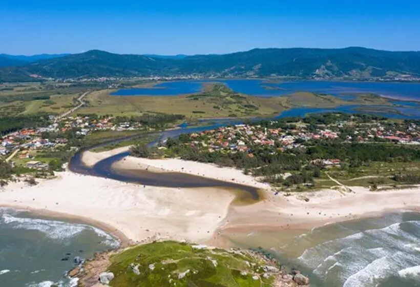 ペンション Pousada Beleza Pura Na Praia Da Ferrugem