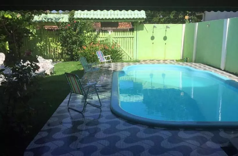 ペンション Pousada Inajá