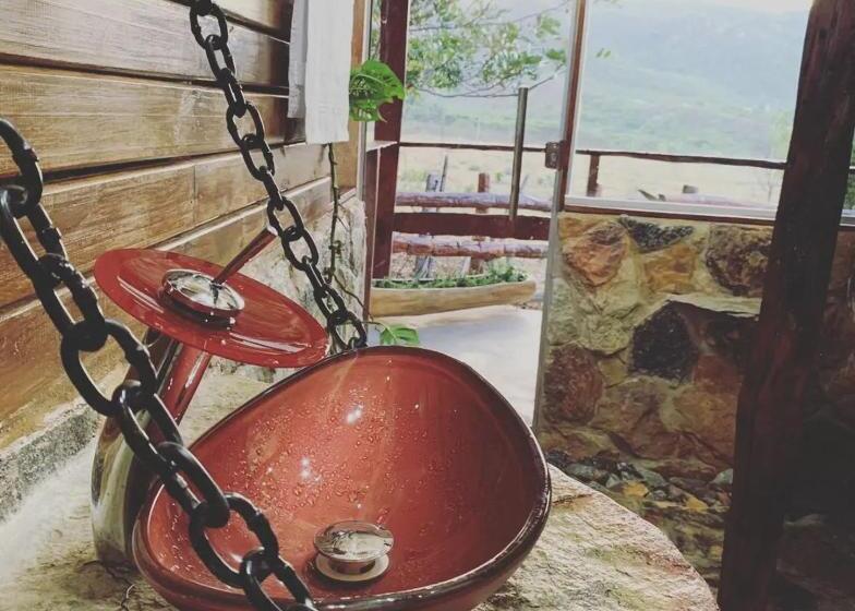 پانسیون Pousada Toca Da Raposa