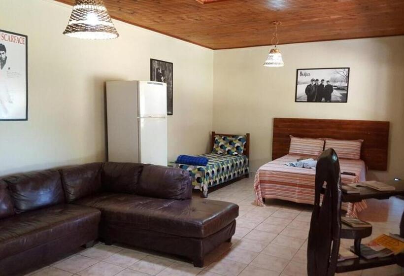 پانسیون Pousada Toca Da Raposa