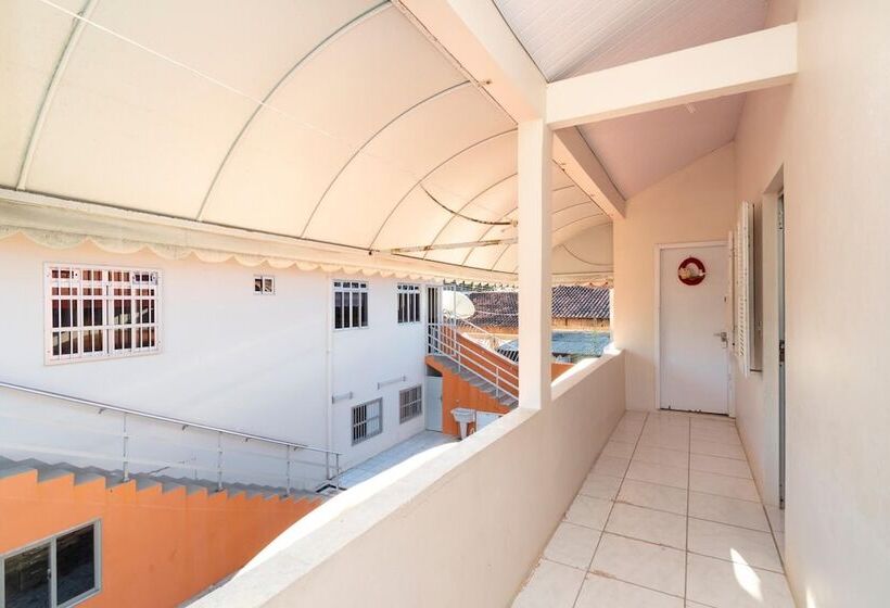 펜션 Residencial Solavir