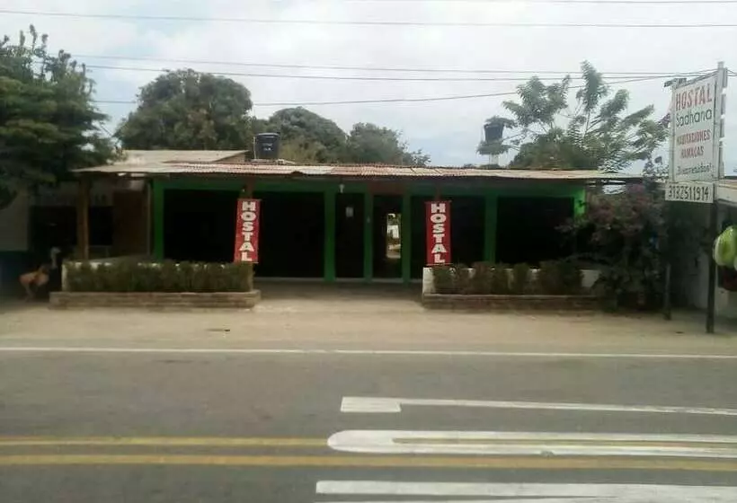 ペンション Sadhana   Hostel