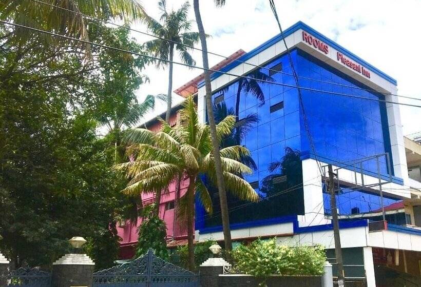 ユースホステル Pleasant Inn