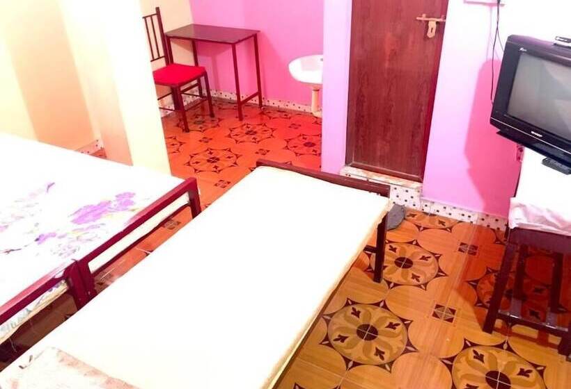 ユースホステル Pleasant Inn