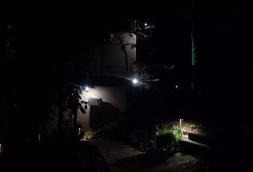 ベッドアンドブレックファースト River Edge Bungalow