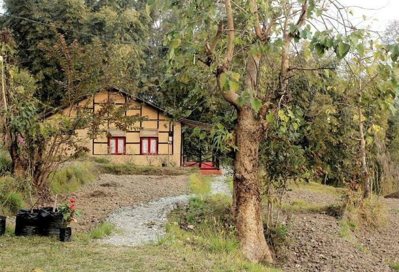 هتل Palighar Farmstay