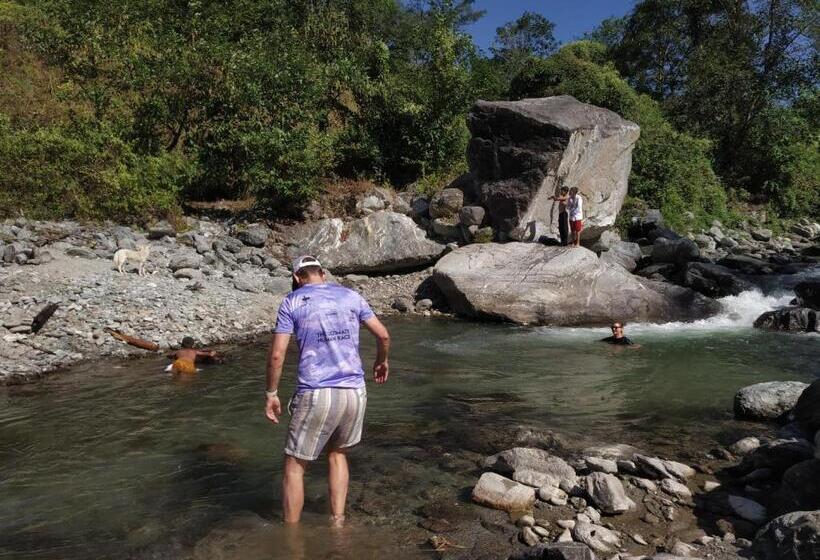 هتل Palighar Farmstay