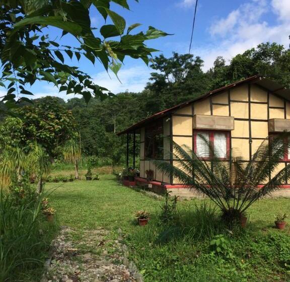 هتل Palighar Farmstay