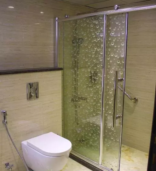 Qaser Al Sultan Hotel Suites