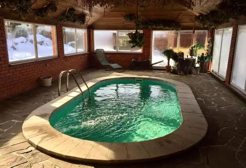 Retkeilymaja Arcadia