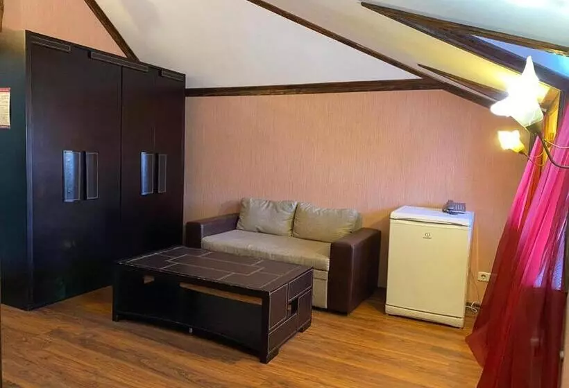 Retkeilymaja Arcadia