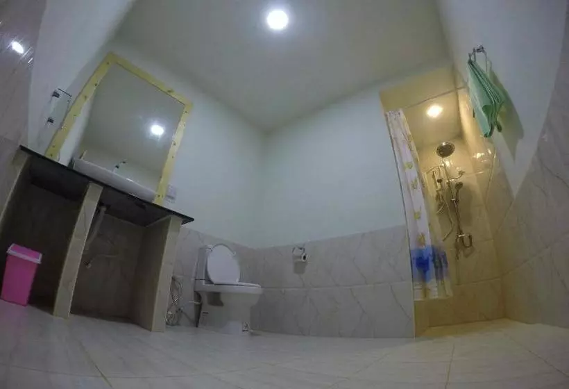 پانسیون Crystal Dhiffushi