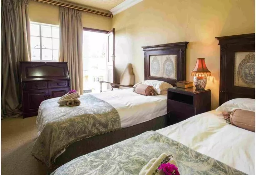 Majatalo De Ark Guest House