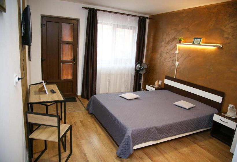 پانسیون House Garden