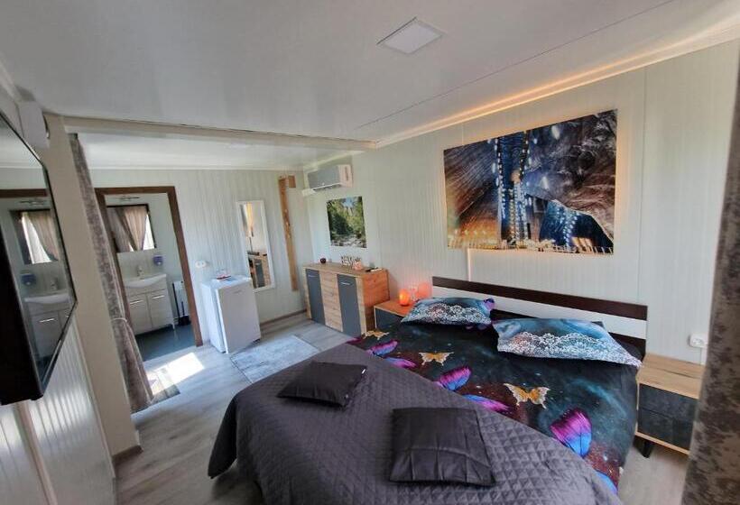 پانسیون House Garden