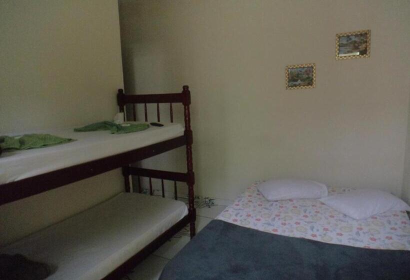 بنسيون Pousada Casa Verde