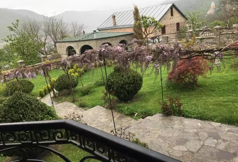پانسیون Villa Ananuri