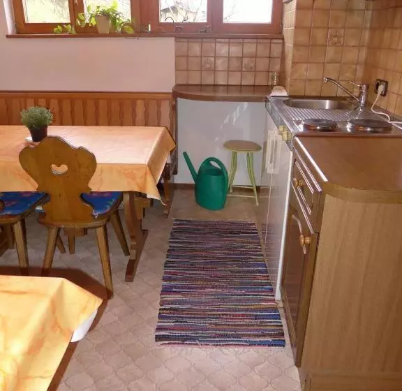 پانسیون Gästehaus Zussner