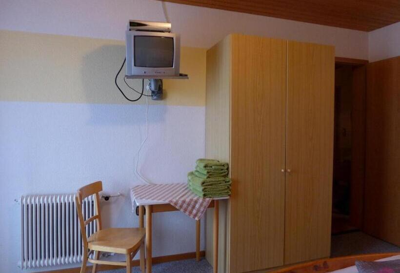 بنسيون Gästehaus Zussner