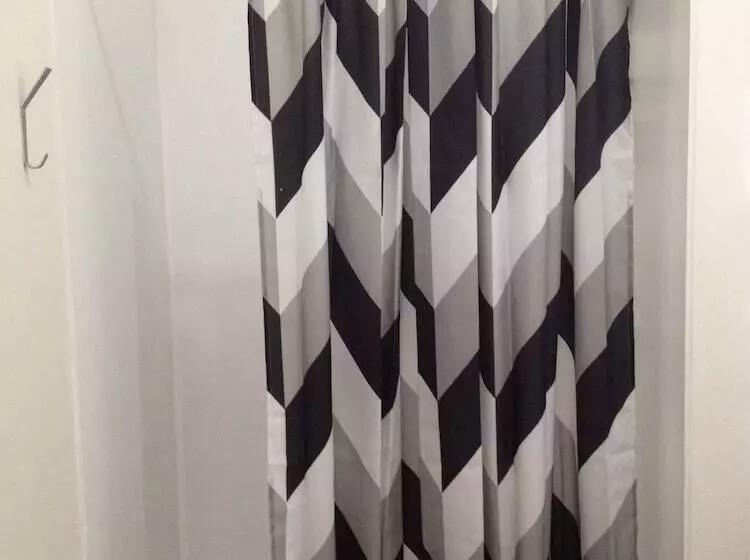 پانسیون Mobay Kotch   Hostel