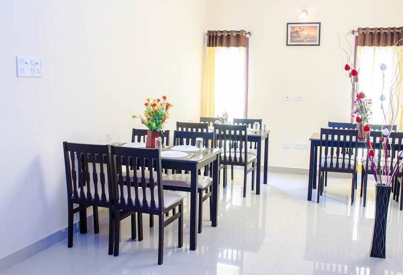 Hostel Oyo 6654 Neighbour Inn