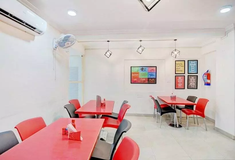 Hotelli Collection O 30079 Indira Nagar
