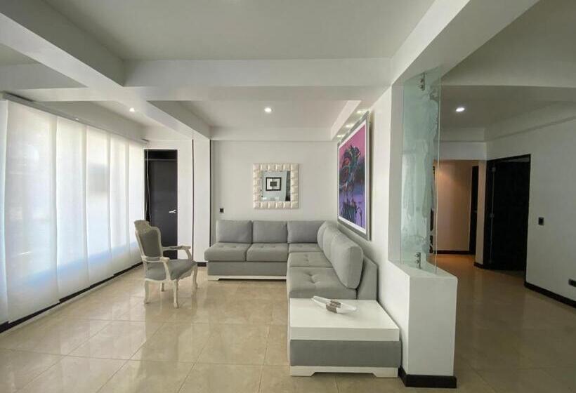 پانسیون Apartamentos Martinez