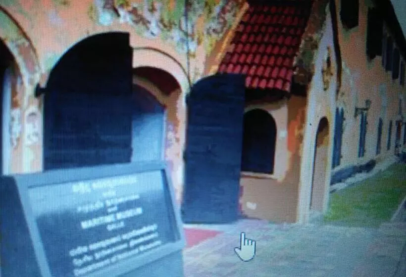 ペンション White House