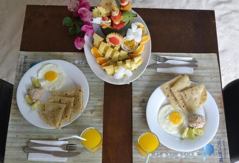 پانسیون Blue World Dharavandhoo