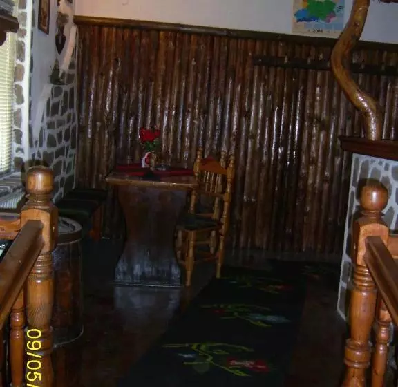 پانسیون Tsvetkovi Guest House