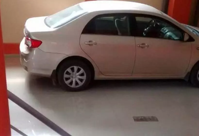 هاستل Hostal Los Pinos