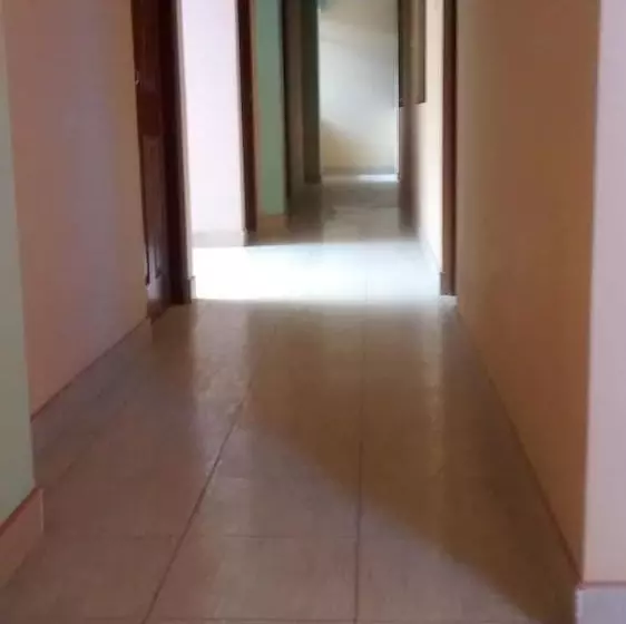 هاستل Hostal Los Pinos