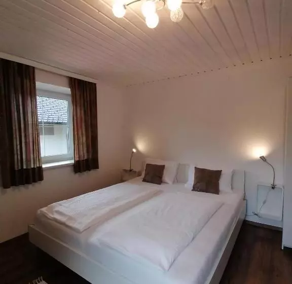 ユースホステル Steakhouse Fieg