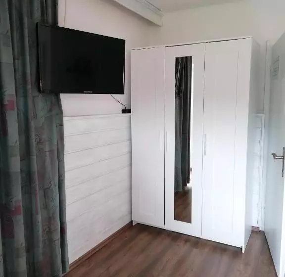 ユースホステル Steakhouse Fieg