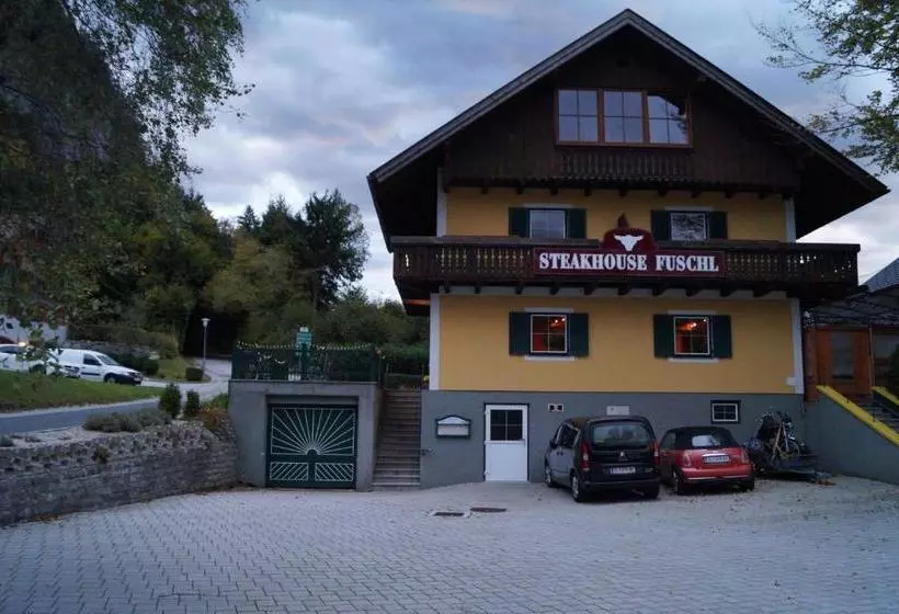 ユースホステル Steakhouse Fieg