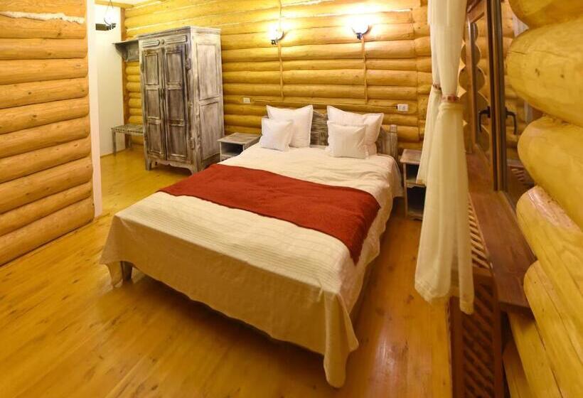 هتل Domeniul Haiducilor Bucovina