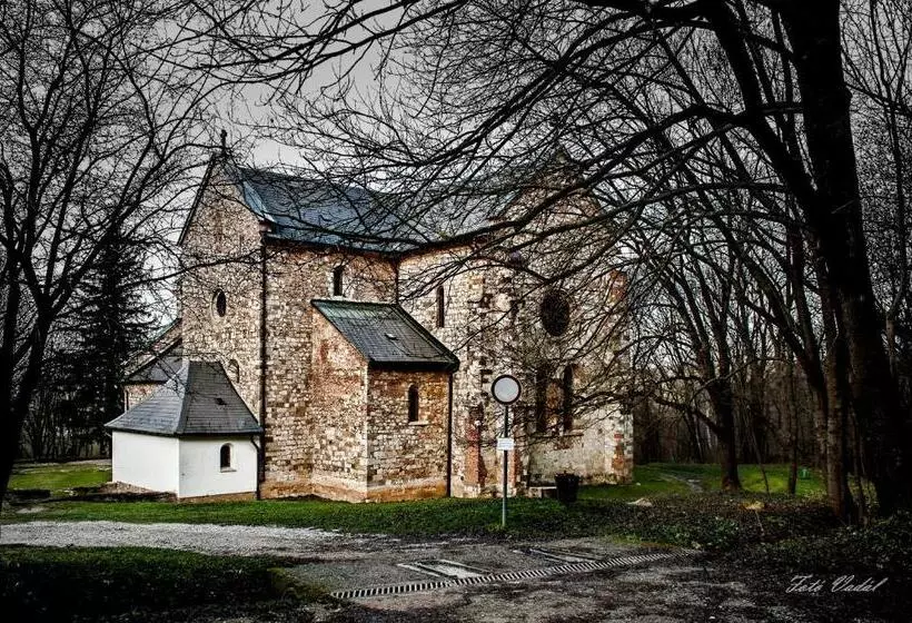 Majatalo Apátságúti Vendégház