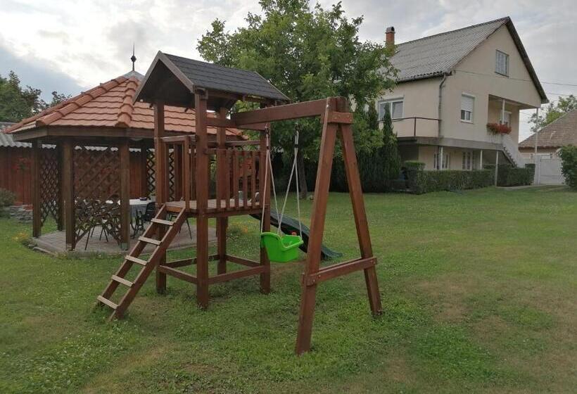 بنسيون Apátságúti Vendégház