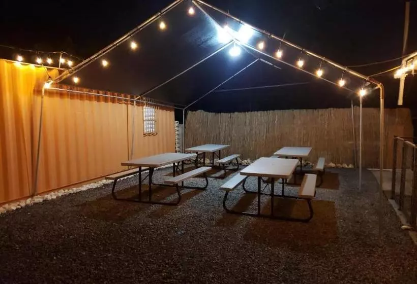 Discovery Beach Apartments