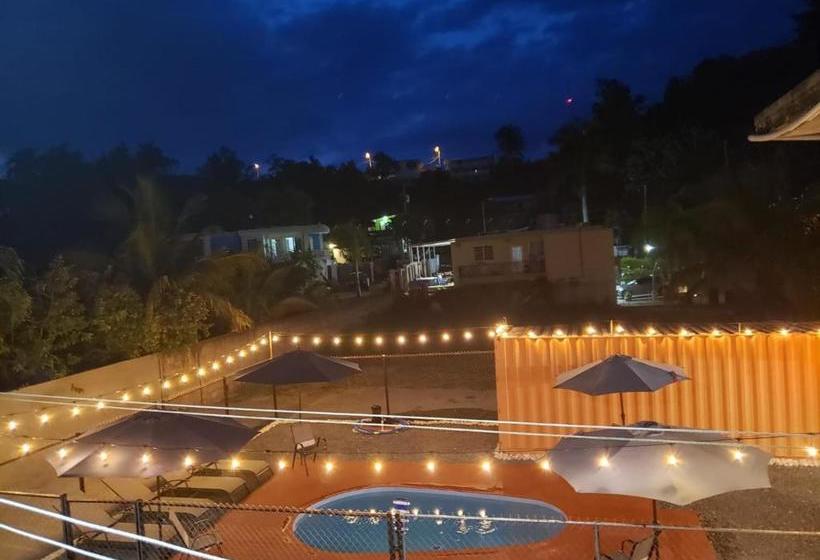 Discovery Beach Apartments